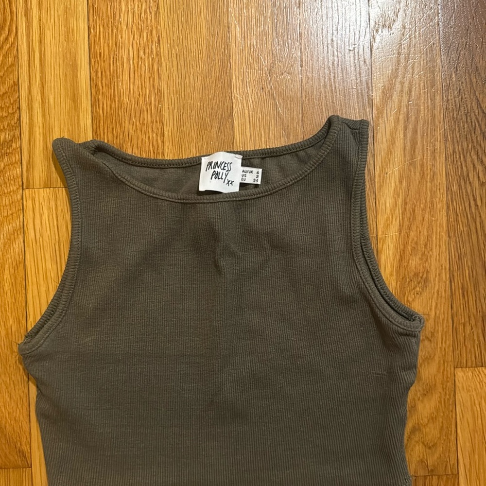 Princess Polly Basic Tank